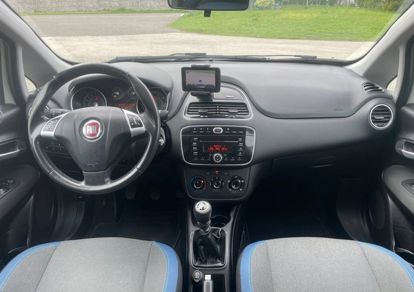 Fiat Punto 2012 cena 21900 przebieg: 176000, rok produkcji 2012 z Żory małe 191
